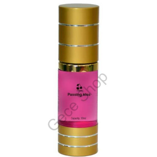 Pürüzsüz Cilt İçin Meyve aromalı Yağ ve Özlerden Oluşan Fantazi Gecelerin Vazgeçilmezi Meyve Aromalı Masaj Yağı Grape Flovour Massage Oil 30 Ml